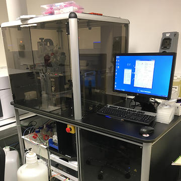 Image of a Rapidfire high-throughput screening system